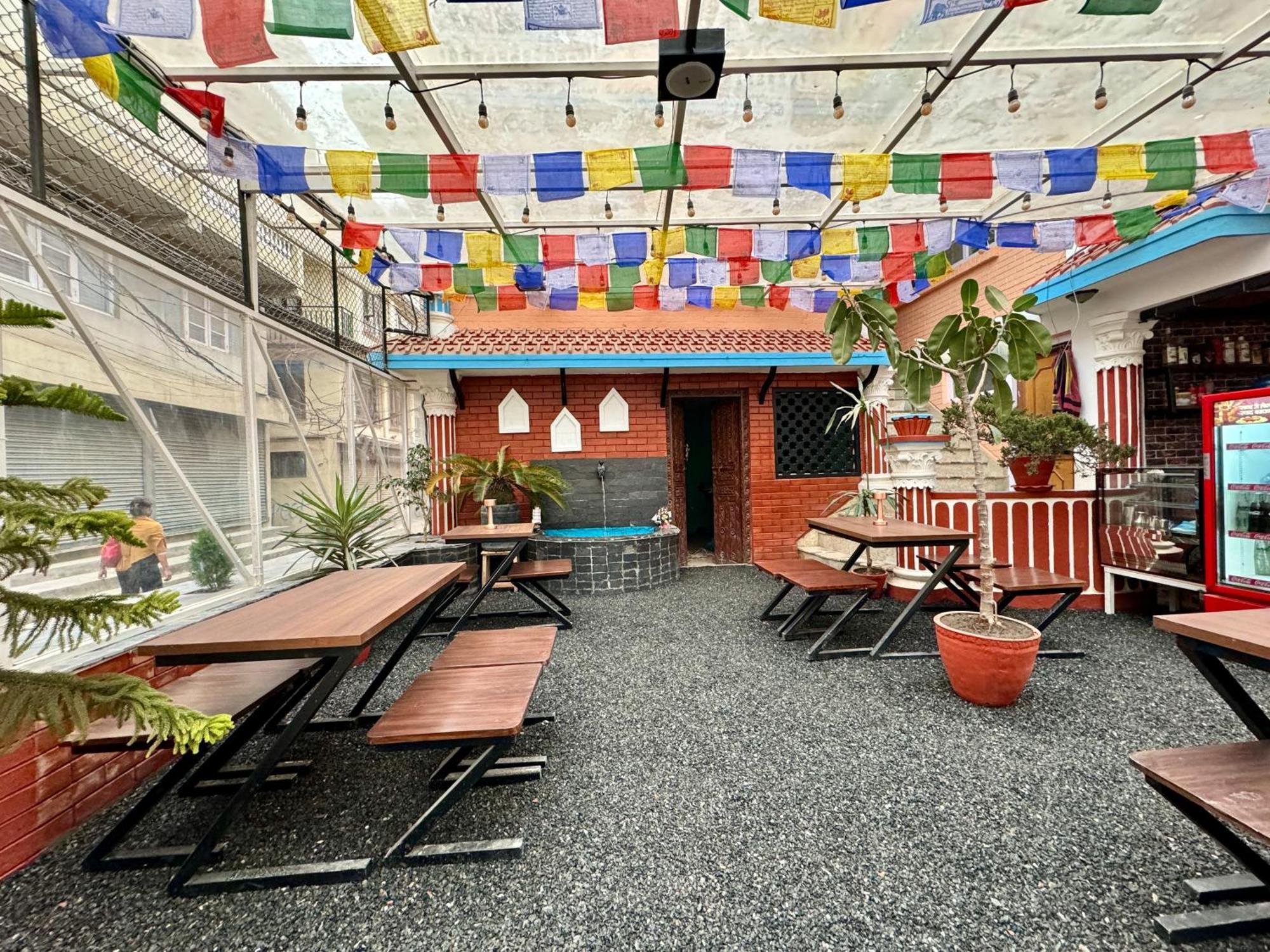 Hello Ktm Hostel Kathmandu Exterior photo